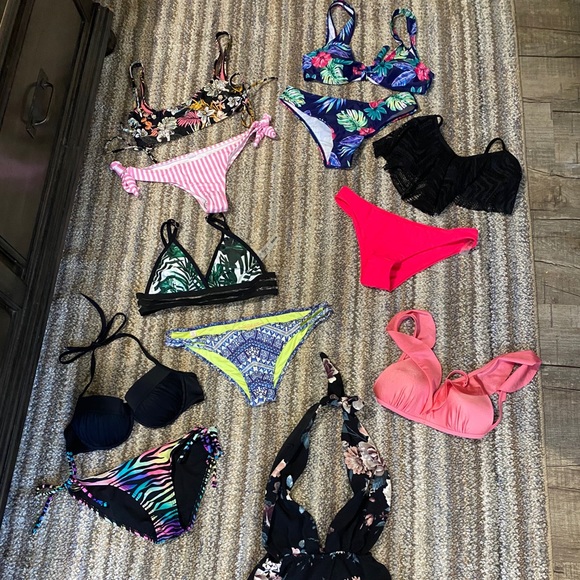 Bikini bundle - Picture 1 of 5